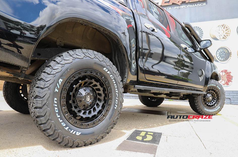 TOYOTA HILUX N80 4WD ZOMBIE SATIN BLACK